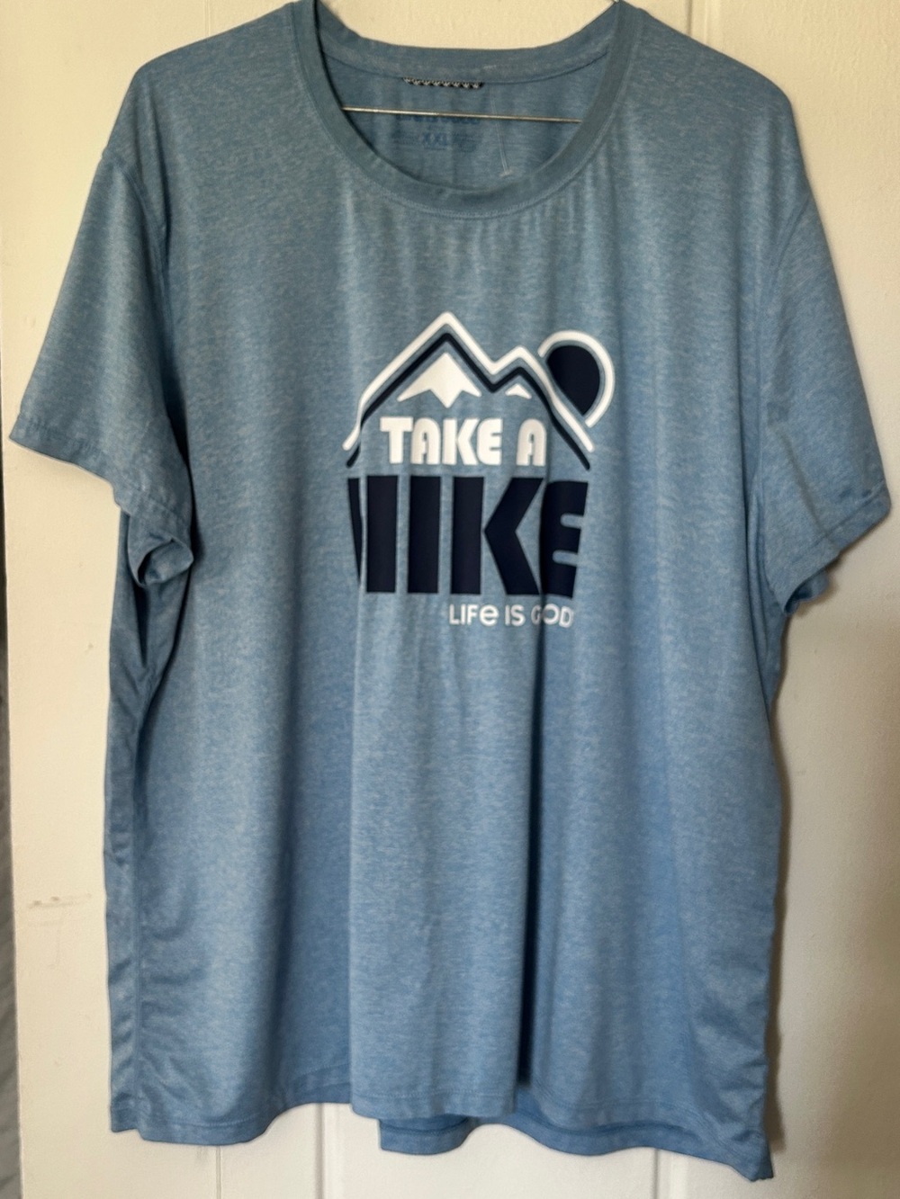 Life Is Good Men's 'Take A Hike' Short-Sleeve Tee - Light Blue with Navy Graphic